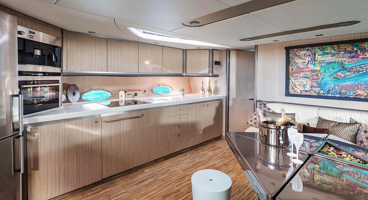 Аренда яхты Sunseeker Predator 68 Tranqulity на Ибице, Испания